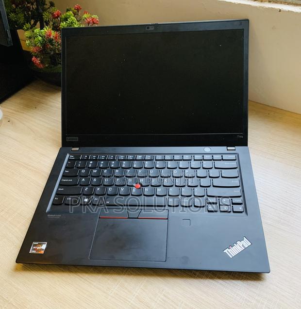 Laptop Lenovo Thinkpad T14s Gen 2 8GB AMD Ryzen 7 SSD 256GB · Photo 2