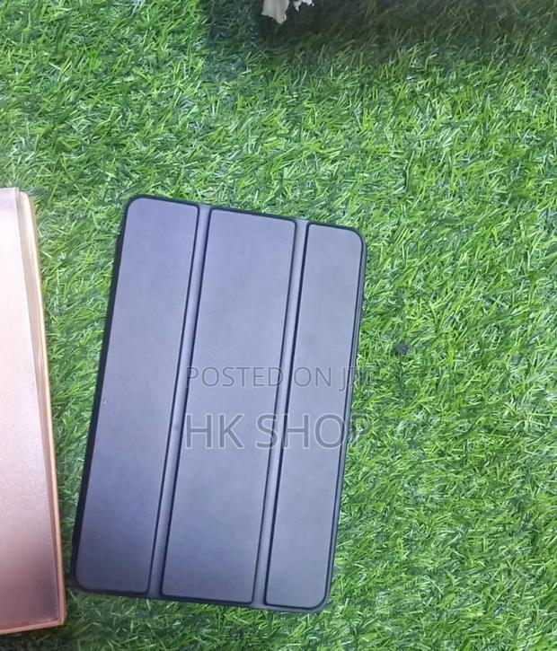 Samsung Galaxy Tab A9 Smart Cover Case With Stylus Pen Slot · Photo 1
