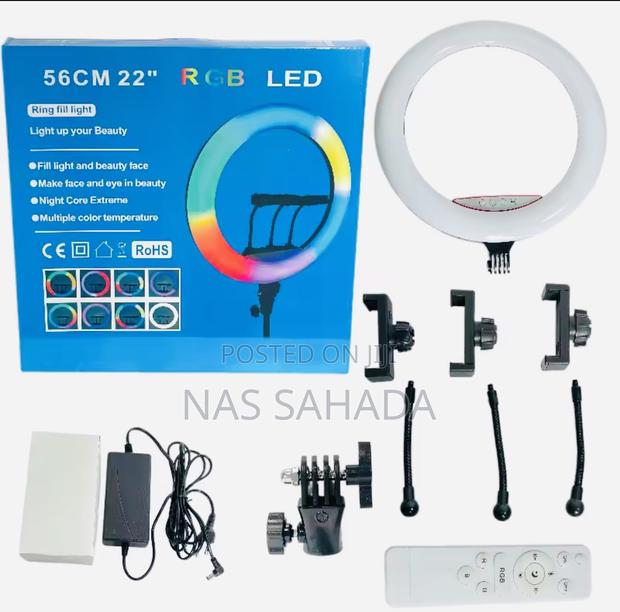 22in Ring Light With Stand · Photo 1