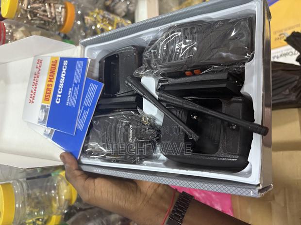 Baofeng Walkie Talkie · Photo 3