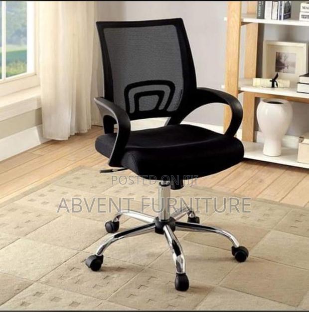Portable Office Swivel Chair · Photo 1