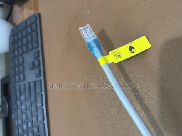 5m Cat6 Patched Cable · Photo 3