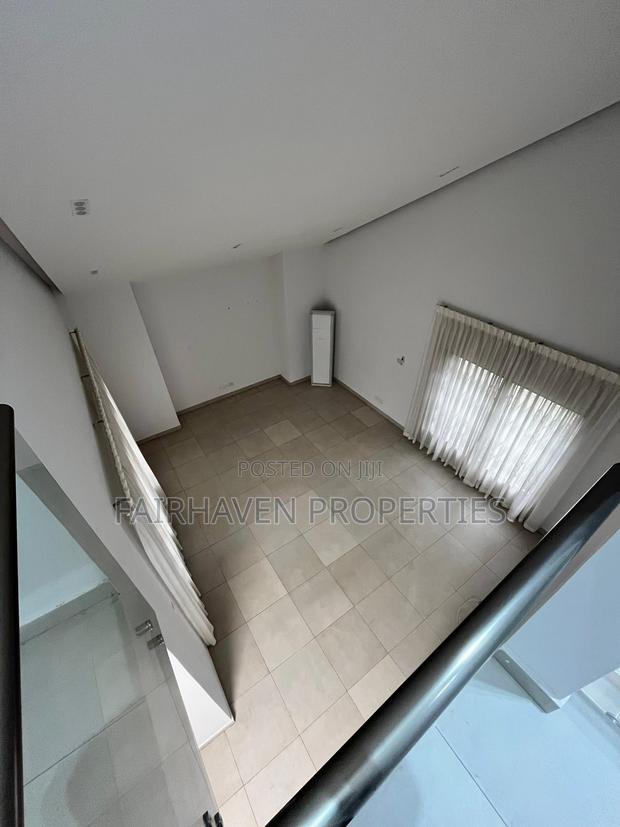 6bdrm House in Cantonment, Cantonments for sale · Photo 8