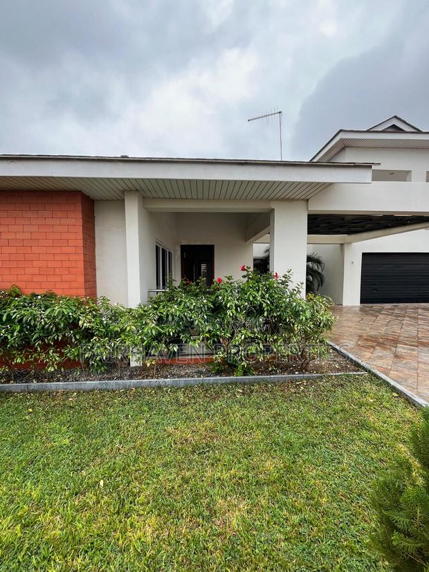 6bdrm House in Cantonment, Cantonments for sale · Photo 5