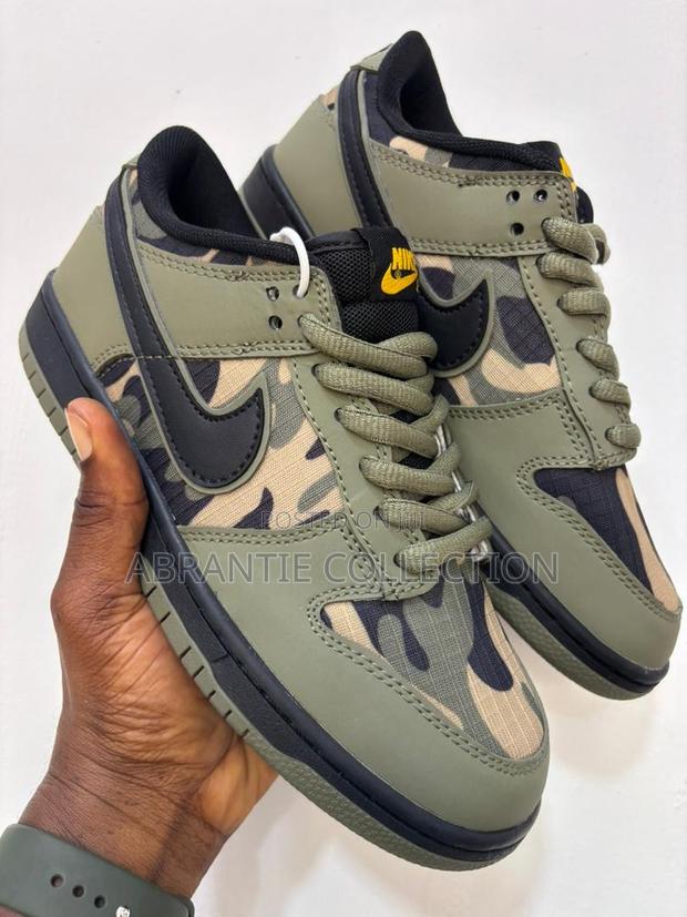 Nike Sb Dunk Low Skate Camo · Photo 1