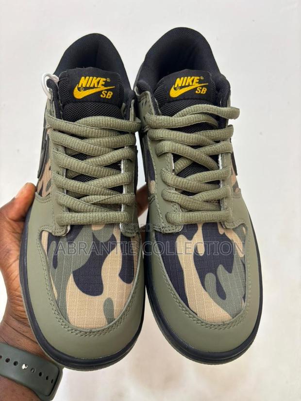 Nike Sb Dunk Low Skate Camo · Photo 2