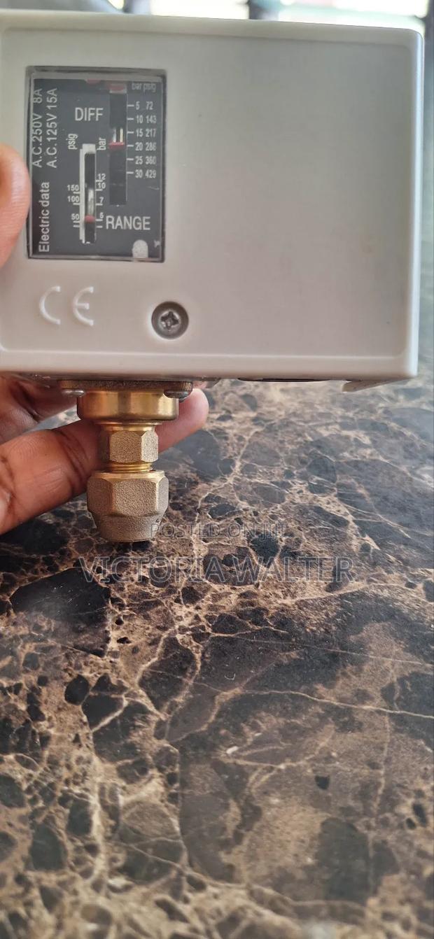 Pressure Switch · Photo 3