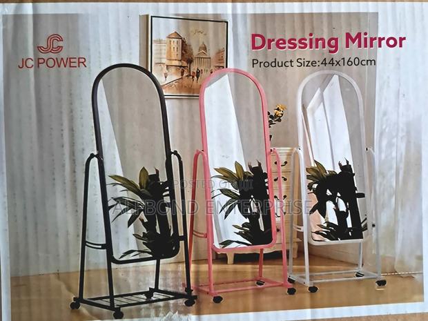 JC Power Dressing Mirror · Photo 1