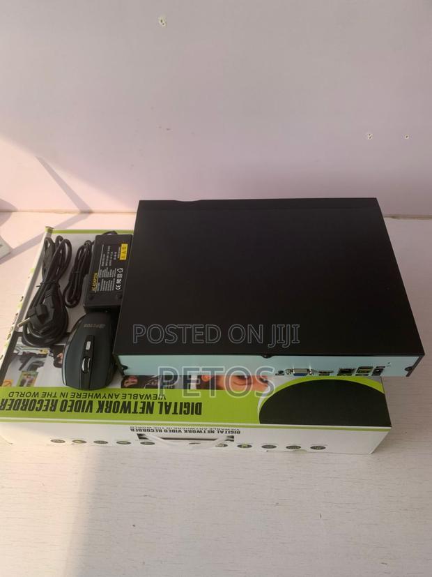 32ch NVR (Non Poe) · Photo 1