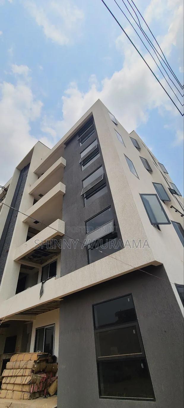 11bdrm Apartment in East Legon for sale · Photo 8