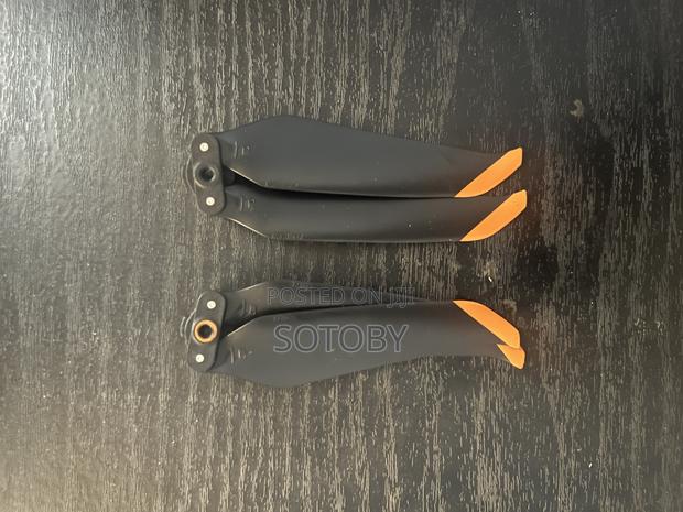 DJI Air 2 Propeller · Photo 1