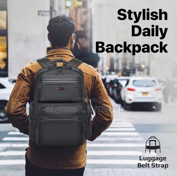 Promate ELITEPACK-PRO 15.6′′ Laptop Backpack + Compartments · Photo 2