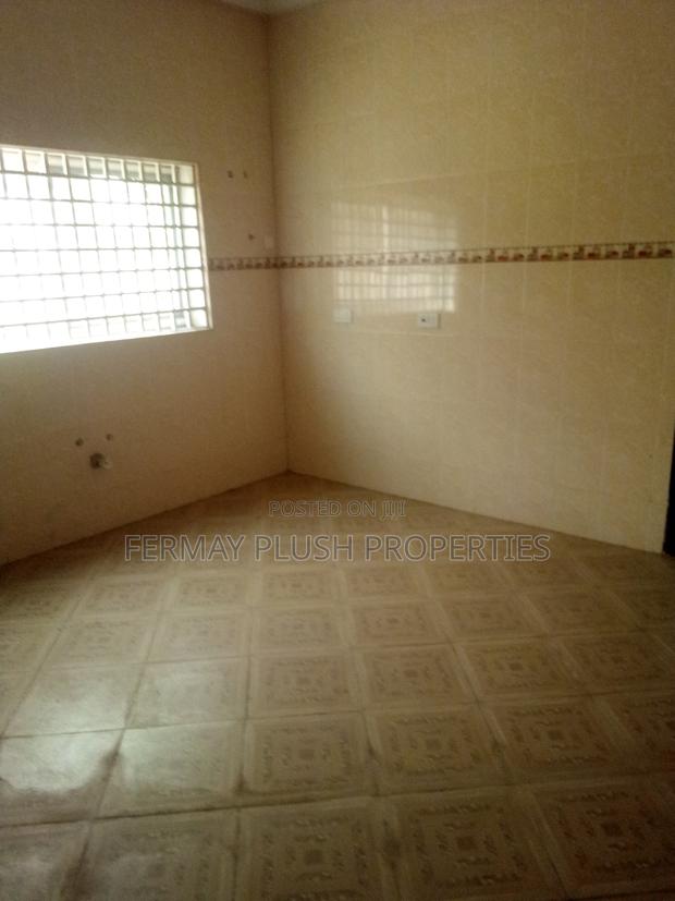 6bdrm Mansion in Gh Home, Accra Metropolitan for sale · Photo 8