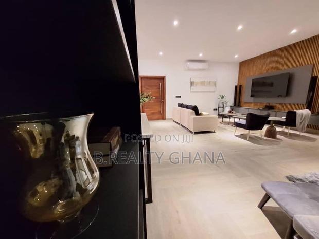 Furnished 3bdrm Apartment in Airport Residential Area for rent · Photo 6