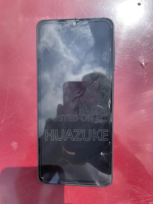 Samsung Galaxy A06 64 GB Blue · Photo 1