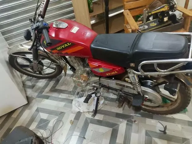 Royal RY125 2025 Red · Photo 1