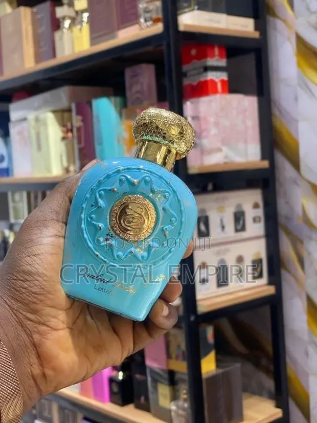 Lattafa Opulent Dubai Perfume · Photo 1