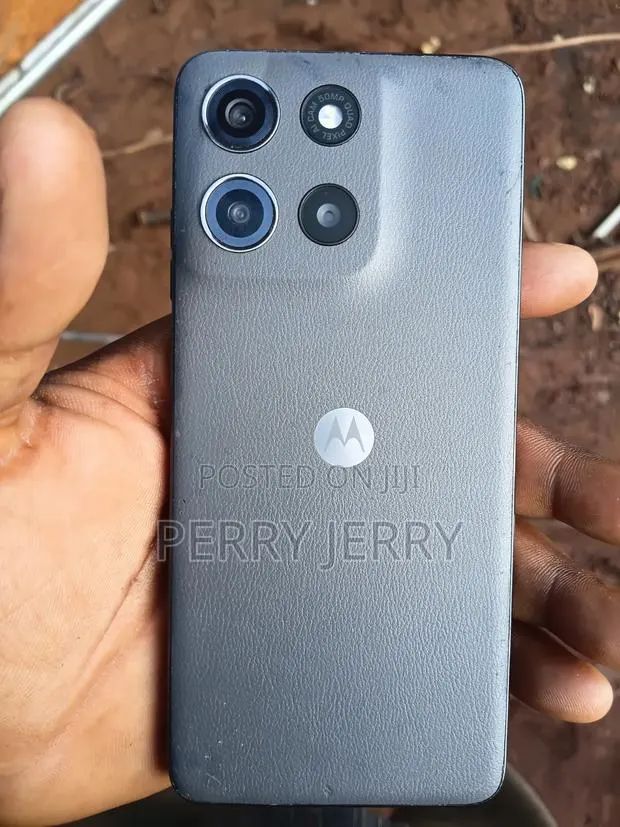 Motorola Moto G15 Power 512 GB Silver · Photo 1