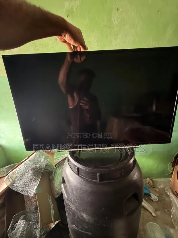 Sony BRAVIA 40-Inch Full HD Smart LED TV · Photo 1