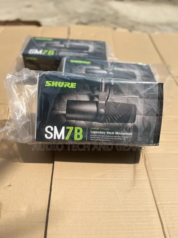 Shure Sm7b Condenser Microphone · Photo 1