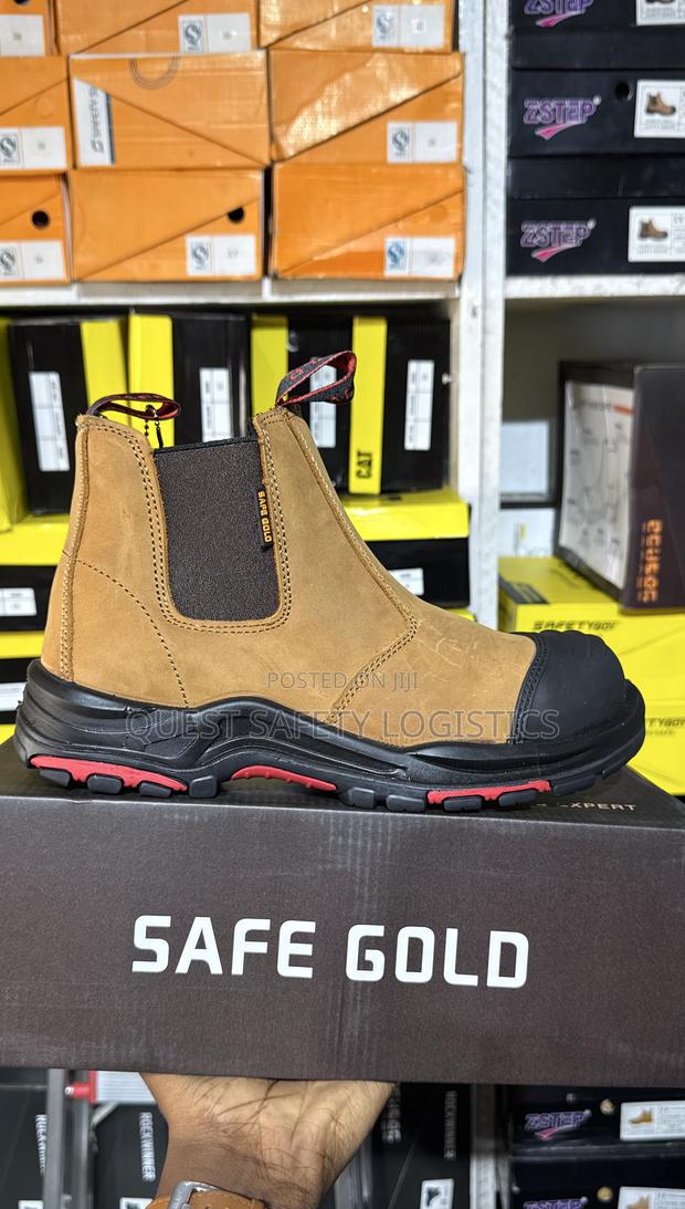 Safetoe Anti Slip Boot · Photo 1