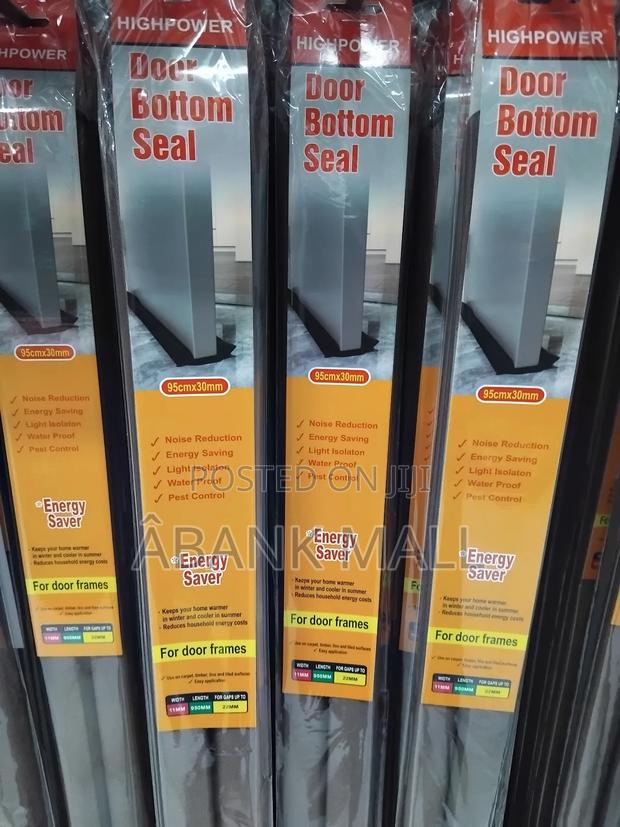 Door Bottom Seal · Photo 4