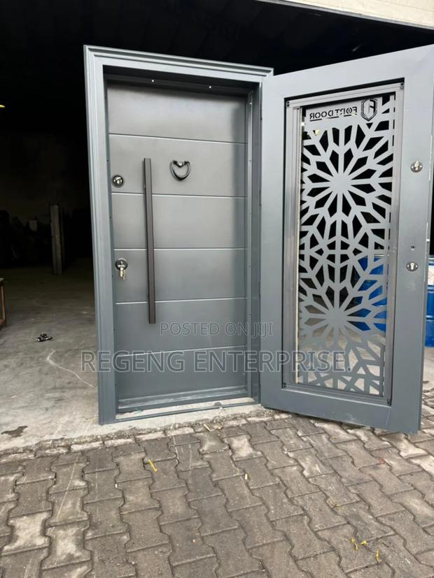 Door in Door Full Metal With Accessories · Photo 1