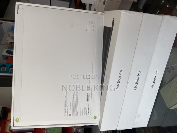 New Apple MacBook Pro 2024 M4 Max 16-Inch 36GB Apple M4 Max SSD 1T · Photo 3