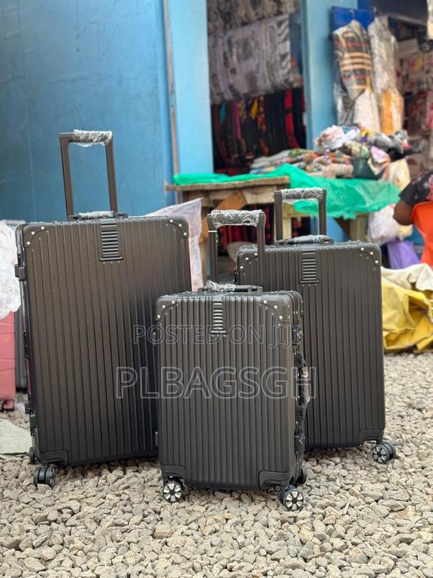 Zipless Trolling Traveling Bags Three in One at Plbagsgh · Photo 2
