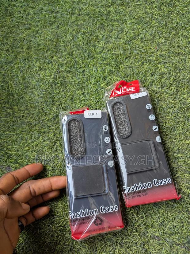 Samsung Galaxy Z Fold 3 and 4 Case · Photo 6