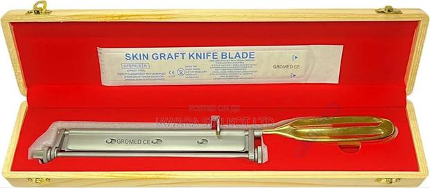 Skin Grafting Knife Handle, Golden Handle , With 1 Blade · Photo 2