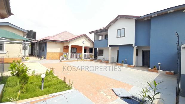 6bdrm House in Amanfrom Peace Town, Kasoa for sale · Photo 1