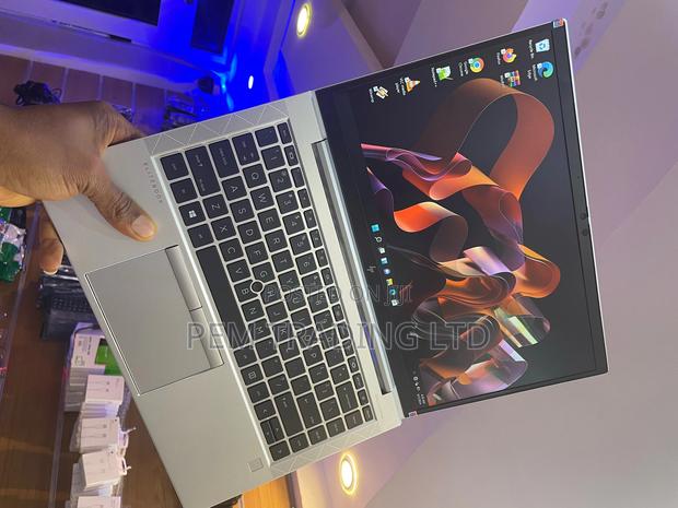 Laptop HP EliteBook 830 G7 8GB Intel Core I5 SSD 256GB · Photo 3