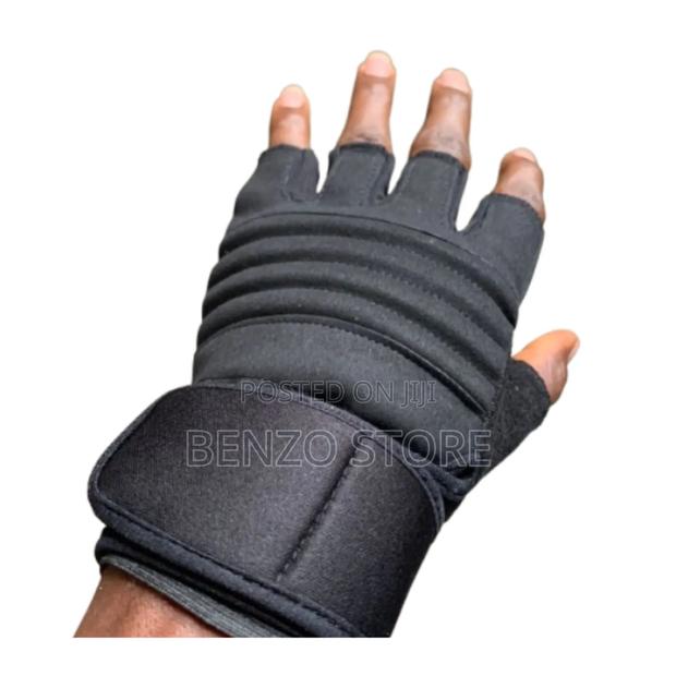 Leather Hand Gloves For Gym, Military And Motor Riding · Photo 1