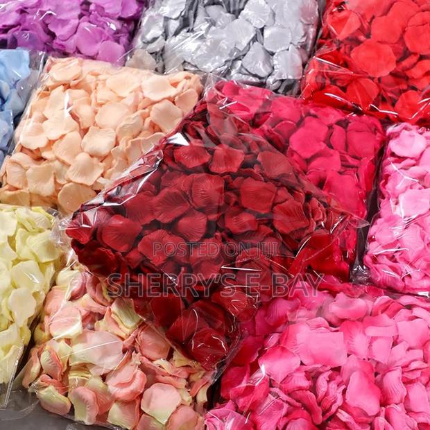 Rose Petals · Photo 3