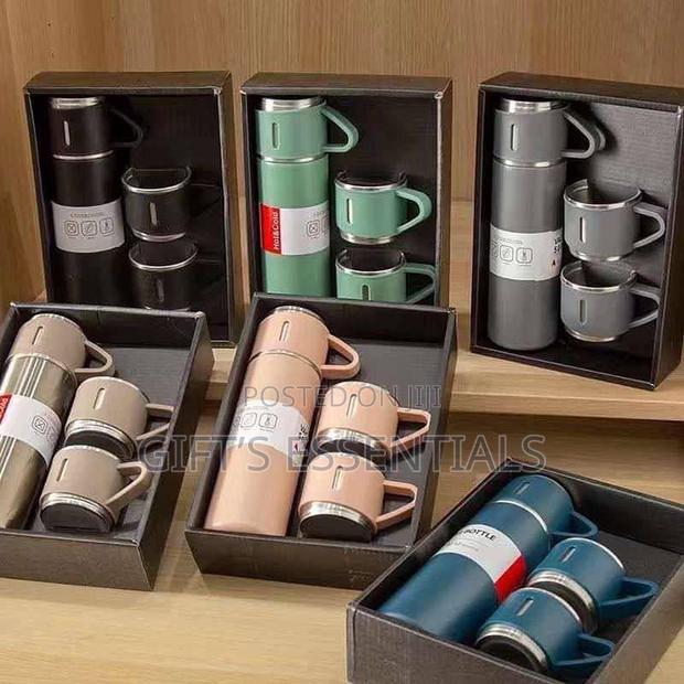 3-in-1 Vacuum Flask Set · Photo 2