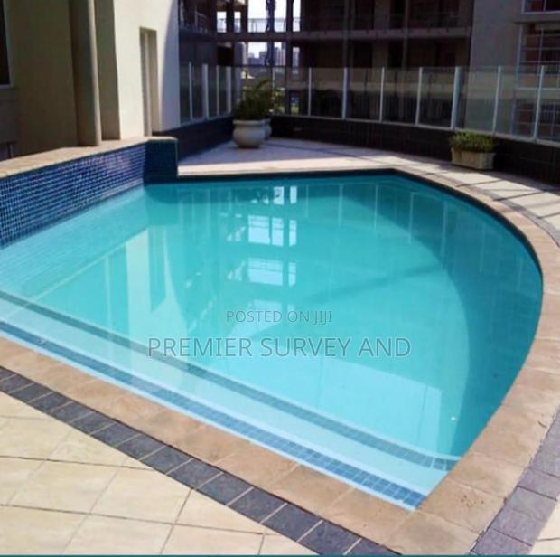 Custom Swimming Pool Design · Photo 4