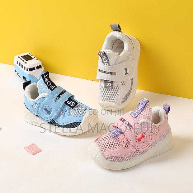 Cute Unisex Sneakers in Sizes 19, 20, 22, 26 Only · Photo 2