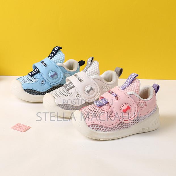 Cute Unisex Sneakers in Sizes 19, 20, 22, 26 Only · Photo 1