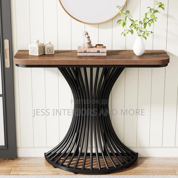 Console Table (Brown) · Photo 1