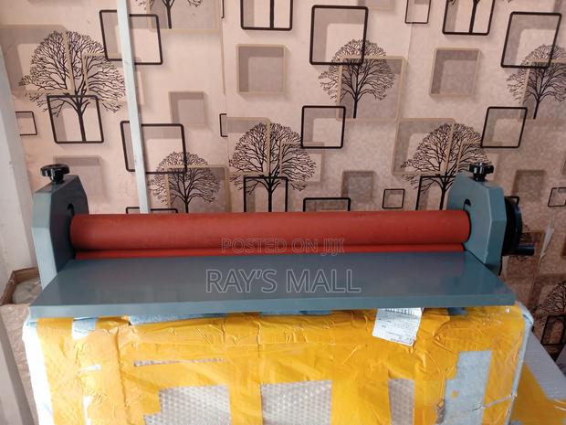 Cold Laminating Machine · Photo 2