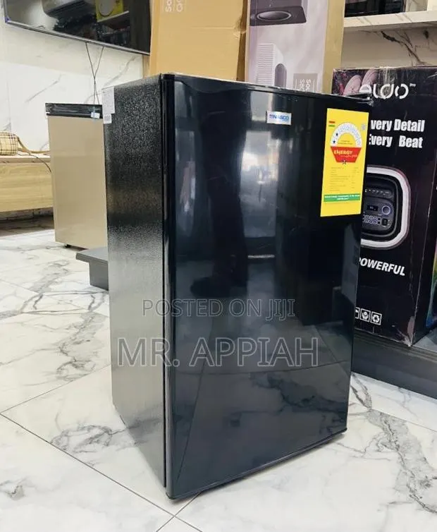 Check Out Classic Nasco Nasf1-110fl 1 Door Table Top Fridge,92l · Photo 1