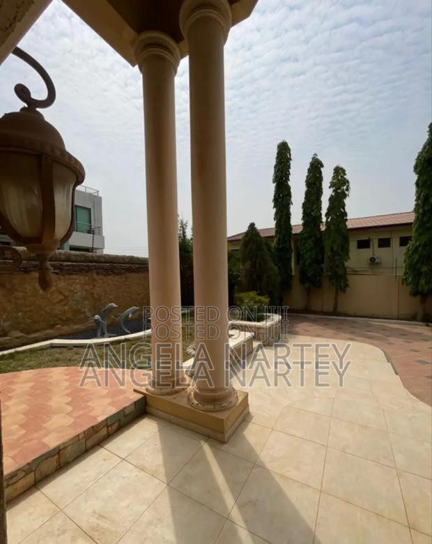 6bdrm House in Regimanuel-East for sale · Photo 5