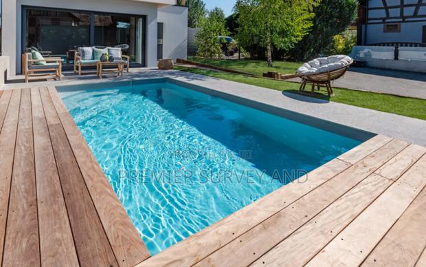 Luxury Swimming Pool Design · Photo 1