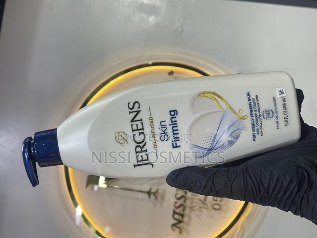 Jergens Skin Firming Lotion · Photo 1