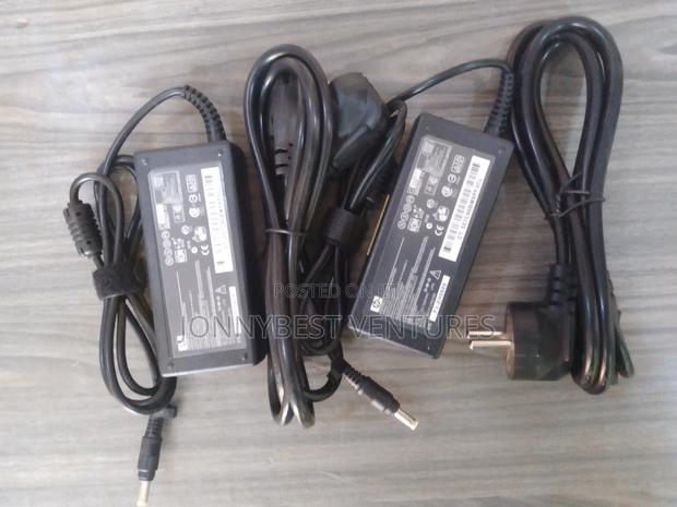 HP Yellow Pin Charger · Photo 3