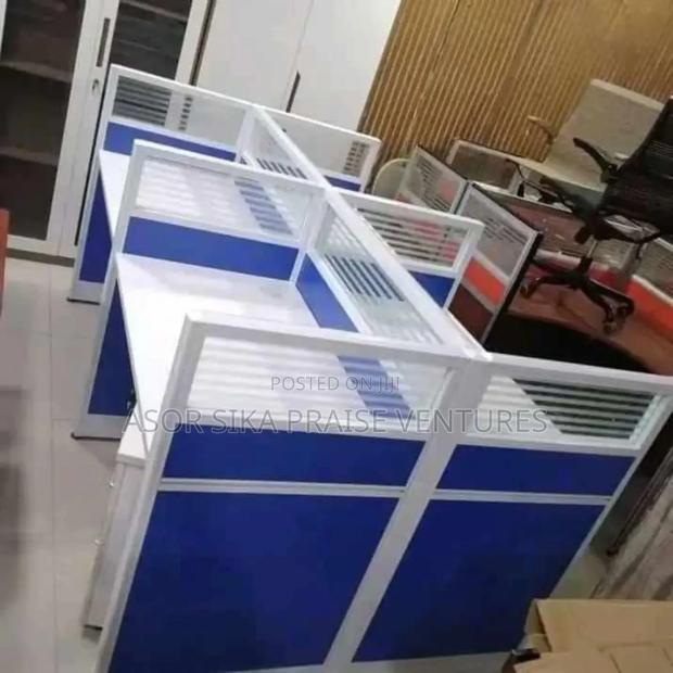 Office Workstation Without Drawer · Photo 1