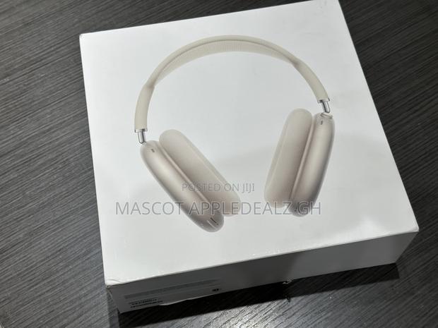 Airpods Max 2nd Gen With Usb C · Photo 1