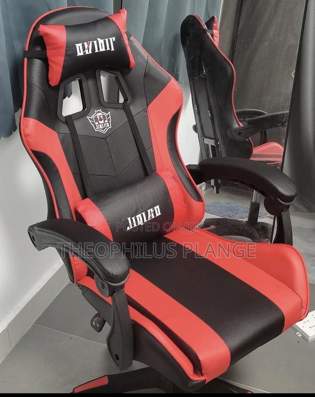Original Black and Red Super Comfort Gaming Chair · Photo 1