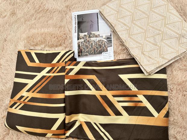 Elastic Bedding for King · Photo 1